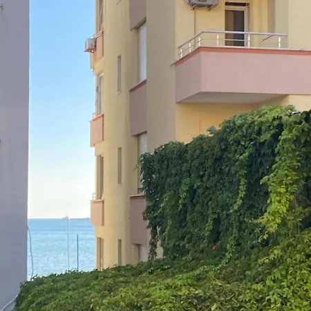 Ambra-next To The Sea * דורס